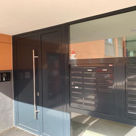 Air-Conditioned, 2 Room Apartment With Terrace Bratislava Exterior foto